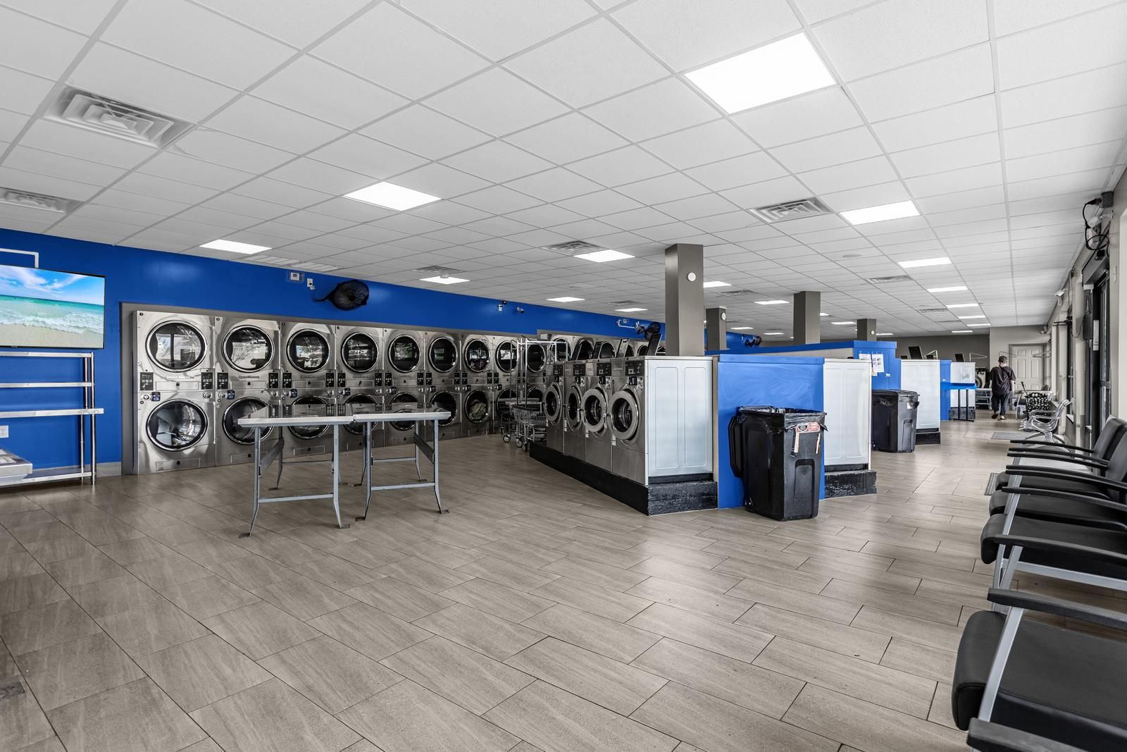 06-700 W Livingston St (06).jpg